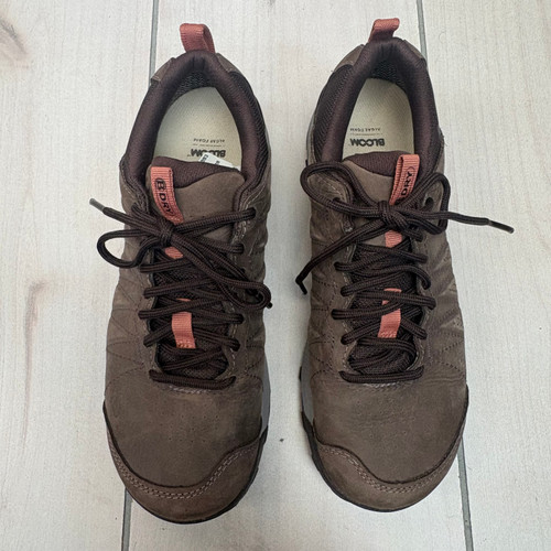 Vist Large View of Product Image Which is Used Unbranded Performance Shoes 7.5