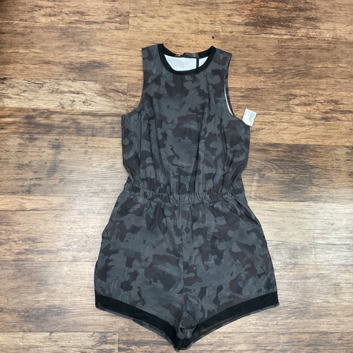 Vist Large View of Product Image Which is Used Z By Zella Romper S-4/6