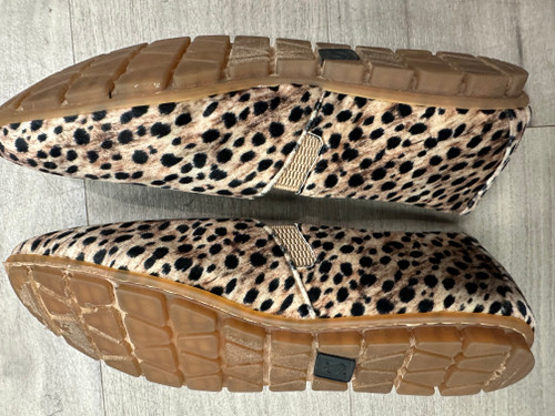 Vist Large View of Product Image Which is Used Born Flats 10