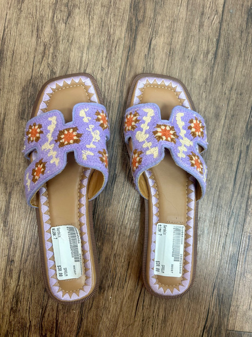Vist Large View of Product Image Which is Used Unbranded Sandals 7