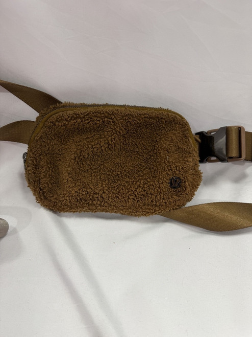 Vist Large View of Product Image Which is Used Lululemon Athletica Belt Bag