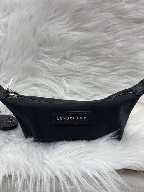 Vist Large View of Product Image Which is Used Longchamp Wallet