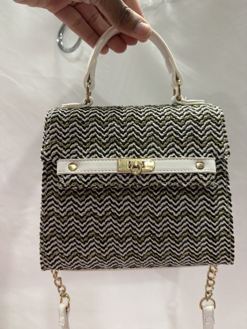 Vist Large View of Product Image Which is Used Small Handbag