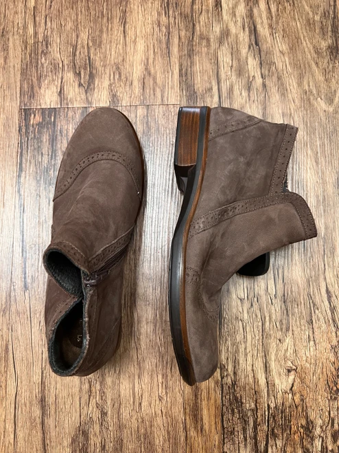 Vist Large View of Product Image Which is Used Naot Ankle Boots 6