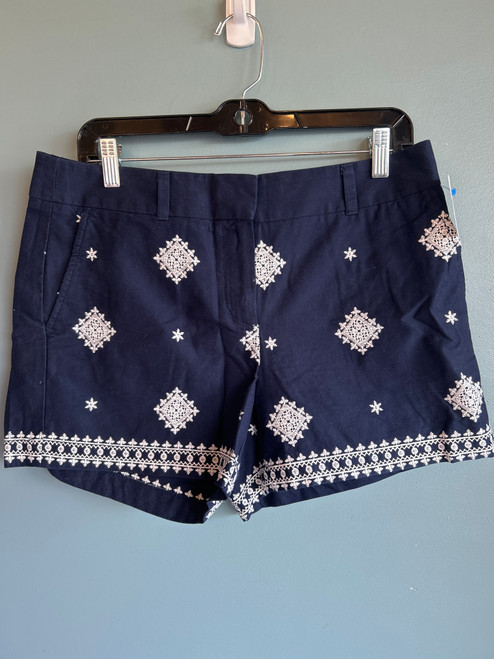 Vist Large View of Product Image Which is Used Loft Shorts 6-28