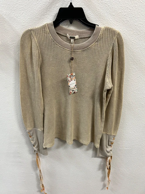Vist Large View of Product Image Which is Used Gimmicks By Bke Long Sleeve Top L-12/14