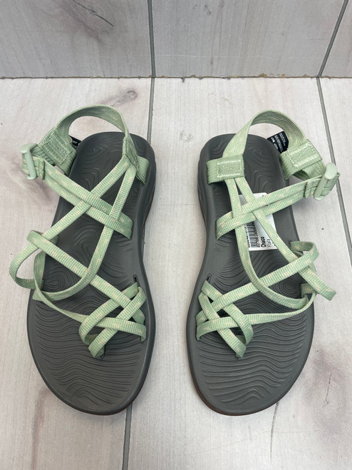 Vist Large View of Product Image Which is Used Chaco Flats 9