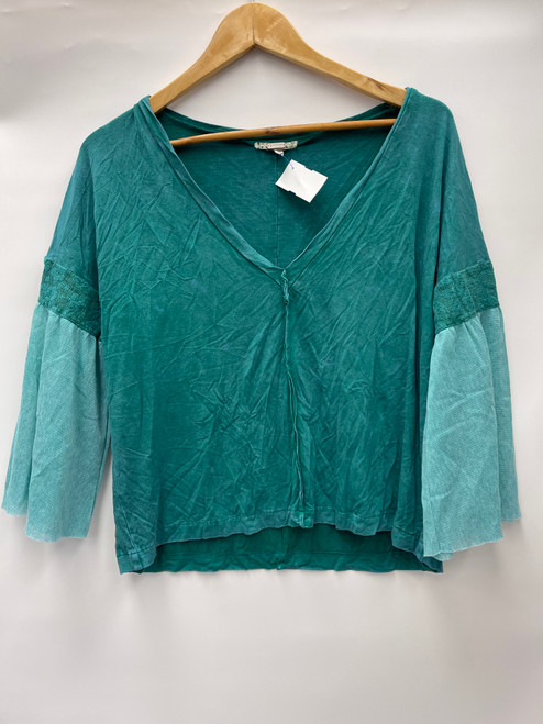 Vist Large View of Product Image Which is Used Gimmicks By Bke Long Sleeve Top M-8/10