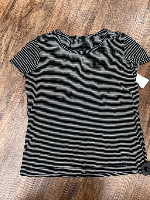 Vist Large View of Product Image Which is Used Lululemon Athletica Active Short Sleeve S-4/6