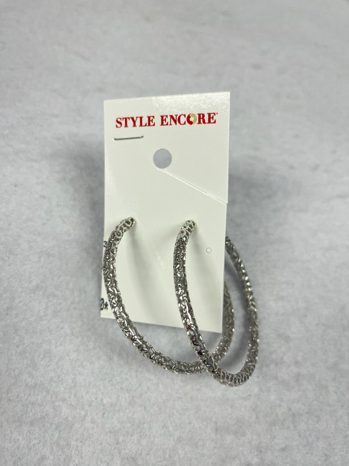 Vist Large View of Product Image Which is Used Kendra Scott Earrings