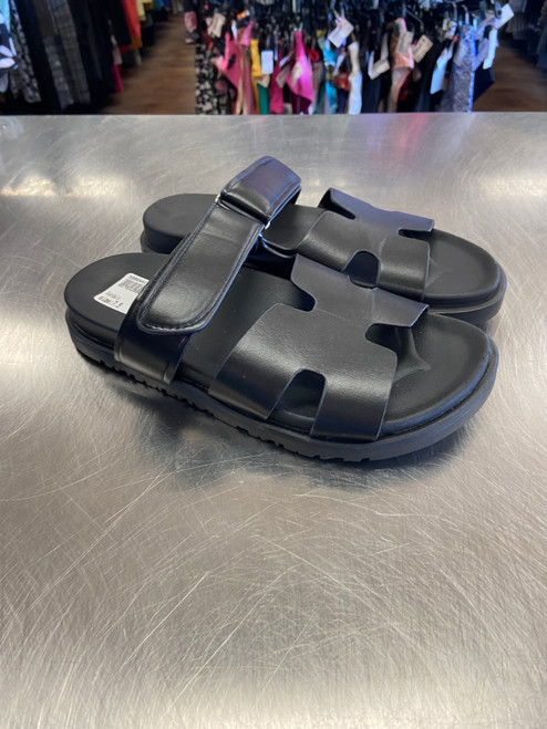 Vist Large View of Product Image Which is Used Unbranded Sandals 7.5