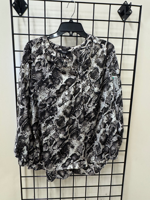 Vist Large View of Product Image Which is Used Simply Vera Wang Long Sleeve Top XXL-20
