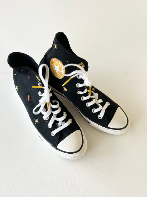 Vist Large View of Product Image Which is Used Converse Casual Shoes 10