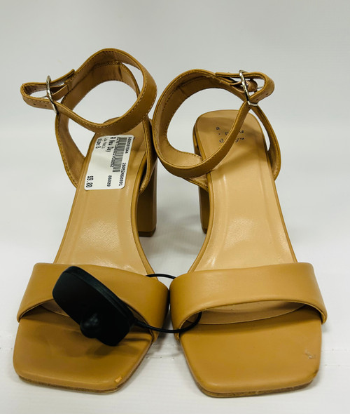 Vist Large View of Product Image Which is Used A New Day Low Heels 8
