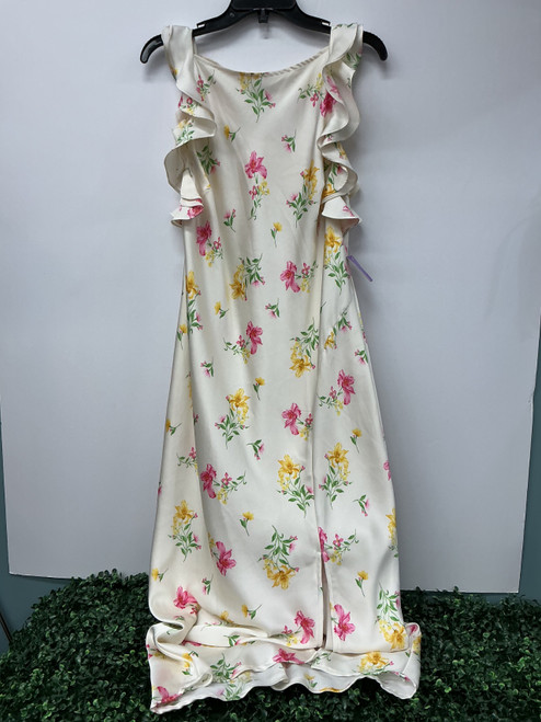 Vist Large View of Product Image Which is Used A New Day Long Dress F M-8/10