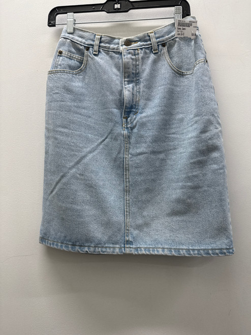 Vist Large View of Product Image Which is Used Blue Guess Jeans Short Skirt 12-31