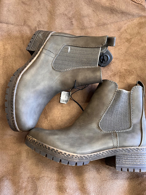 Vist Large View of Product Image Which is Used Maurices Ankle Boots 7