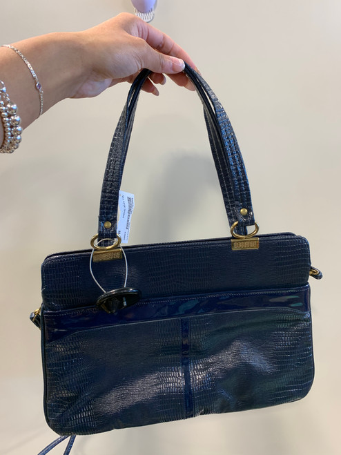 Vist Large View of Product Image Which is Used Unbranded Large Handbag