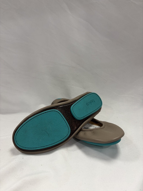 Vist Large View of Product Image Which is Used tieks Flats 6