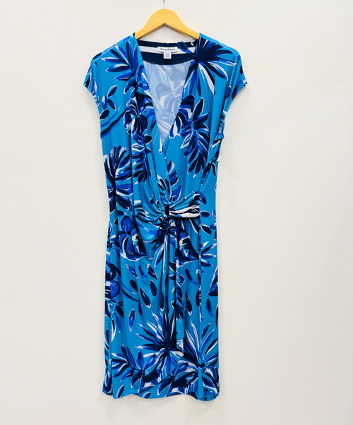 Vist Large View of Product Image Which is Used Tommy Bahama Short Dress B L-12/14