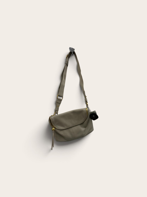 Vist Large View of Product Image Which is Used Hobo Large Handbag