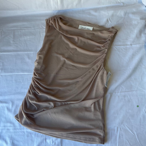 Vist Large View of Product Image Which is Used Pink Rose Tank Top M-8/10