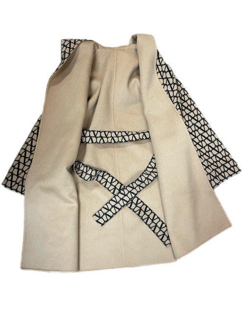 Vist Large View of Product Image Which is Used Valentino Long Heavy Coat M-8/10