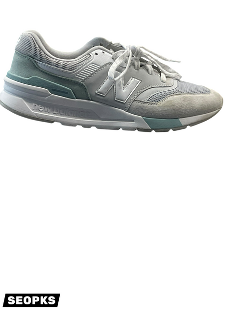Vist Large View of Product Image Which is Used New Balance Performance Shoes 9
