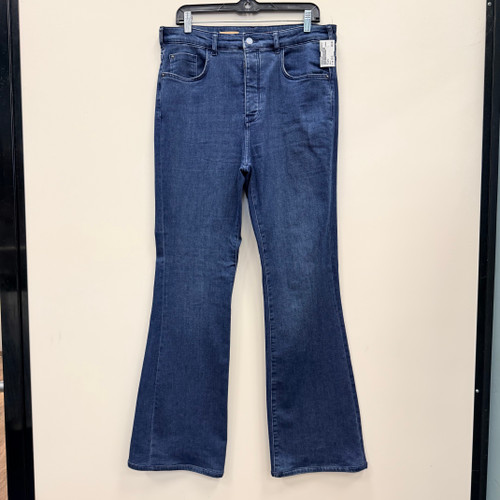 Vist Large View of Product Image Which is Used Pilcro Denim 12-31