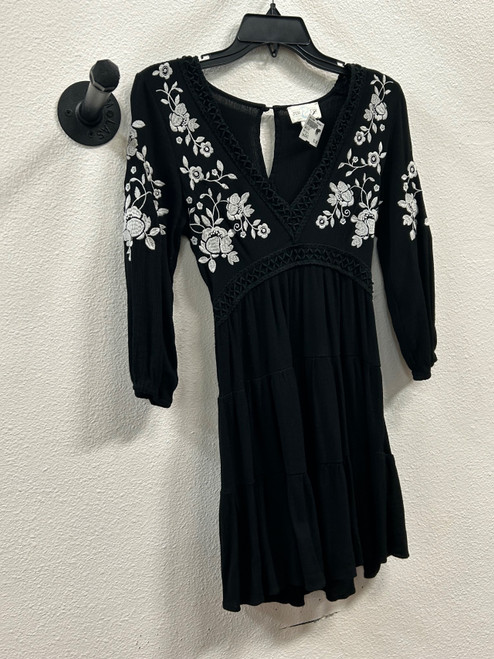 Vist Large View of Product Image Which is Used Jun & Ivy Short Dress B XS-0/2