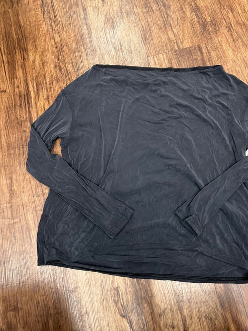 Vist Large View of Product Image Which is Used Lululemon Athletica Active Long Sleeve S-4/6