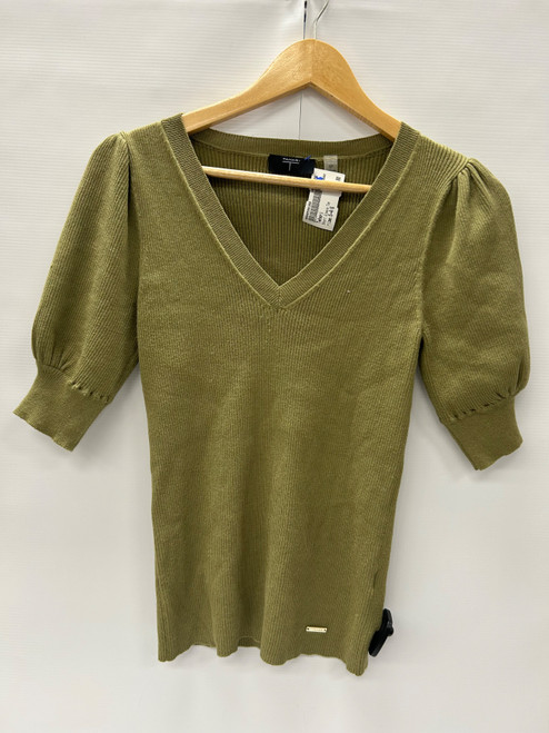 Vist Large View of Product Image Which is Used Tahari Short Sleeve Top S-4/6