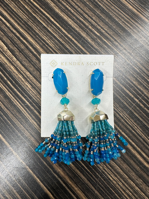 Vist Large View of Product Image Which is Used Kendra Scott Earrings