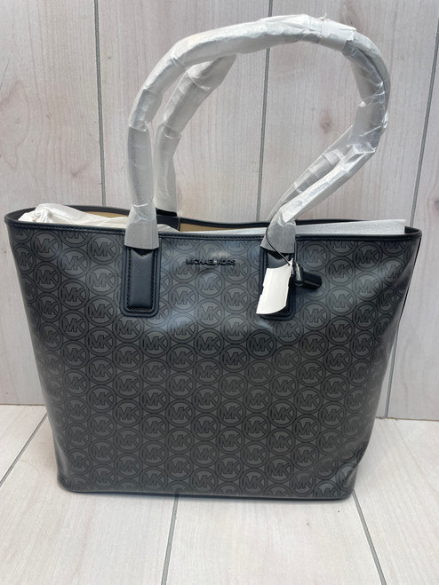 Vist Large View of Product Image Which is Used Michael Michael Kors Large Handbag
