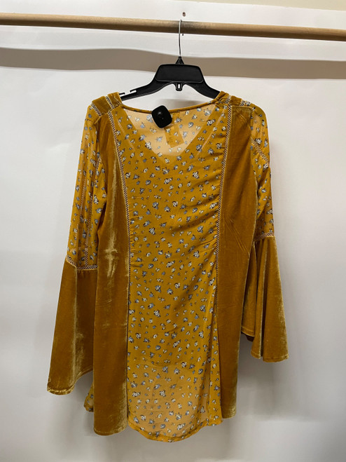 Vist Large View of Product Image Which is Used POL Short Dress B M-8/10