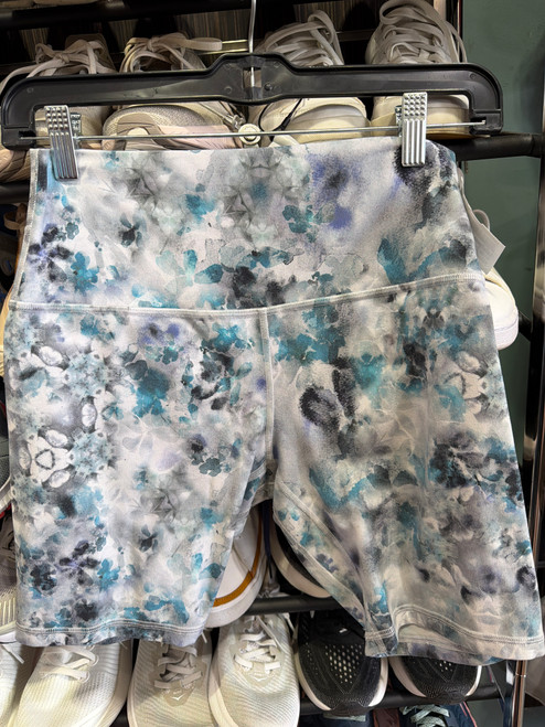 Vist Large View of Product Image Which is Used Lululemon Athletica Active Shorts 8-29
