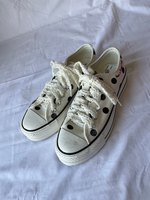 Vist Large View of Product Image Which is Used Converse Casual Shoes 6
