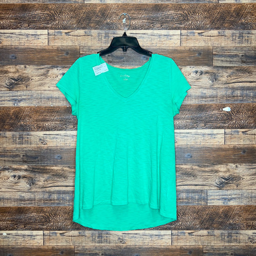 Vist Large View of Product Image Which is Used Lilly Pulitzer T-Shirt M-8/10