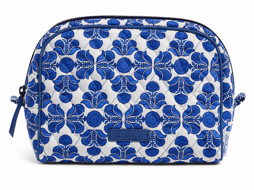 Vist Large View of Product Image Which is Used Vera Bradley Makeup bag