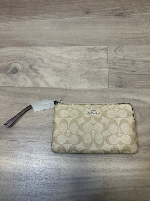 Vist Large View of Product Image Which is Used Coach Leather Wristlet