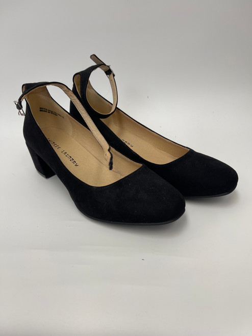 Vist Large View of Product Image Which is Used Chinese Laundry Casual Shoes 9.5