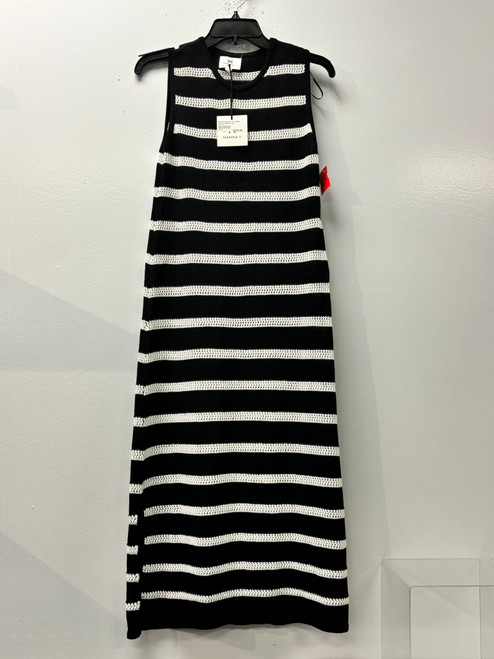 Vist Large View of Product Image Which is Used MARINA V PARIS Long Dress B S-4/6