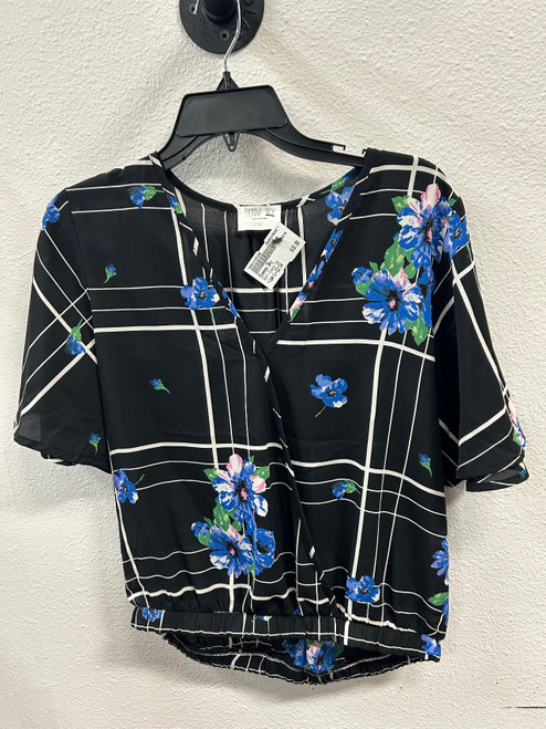 Vist Large View of Product Image Which is Used Sienna Sky Short Sleeve Top L-12/14