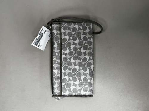 Vist Large View of Product Image Which is Used Coach Wallet