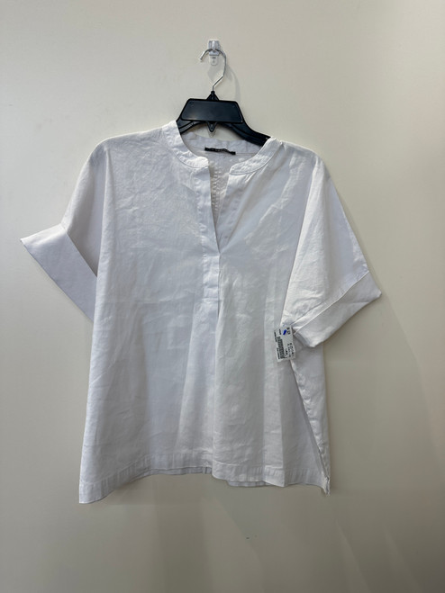 Vist Large View of Product Image Which is Used T Tahari Short Sleeve Top L-12/14