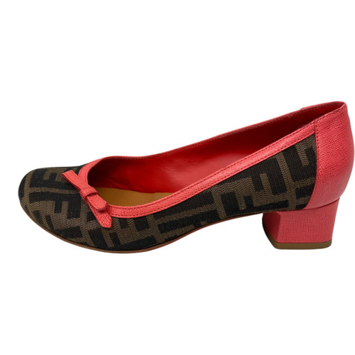 Vist Large View of Product Image Which is Used Fendi Low Heels 6.5