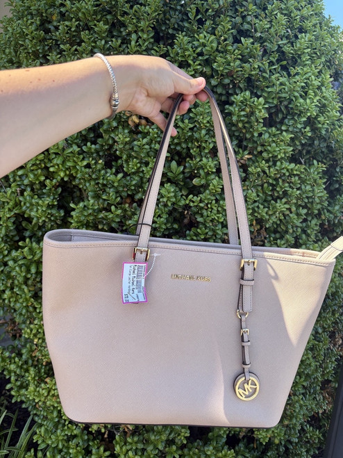 Vist Large View of Product Image Which is Used Michael Michael Kors Xlarge Leather Handbag