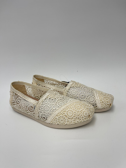 Vist Large View of Product Image Which is Used Toms Flats 8