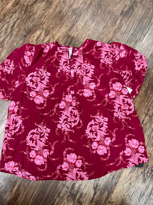 Vist Large View of Product Image Which is Used Torrid Short Sleeve Top L-12/14