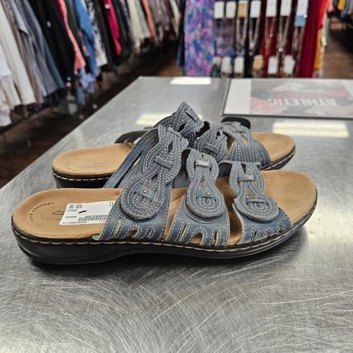 Vist Large View of Product Image Which is Used Clarks Sandals 11